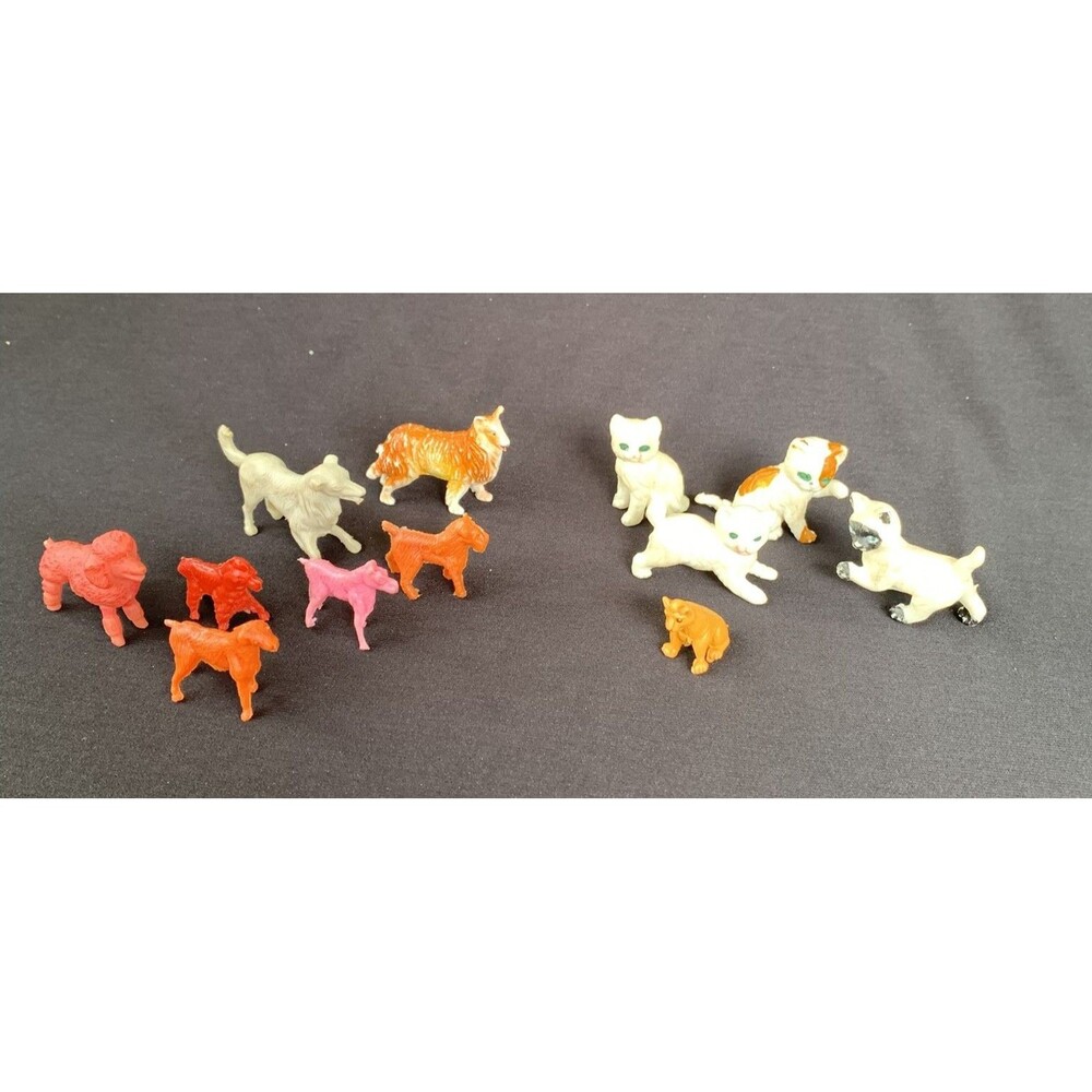 12 Vintage Plastic Animals Dogs Cats Hong Kong  Japan Unmarked